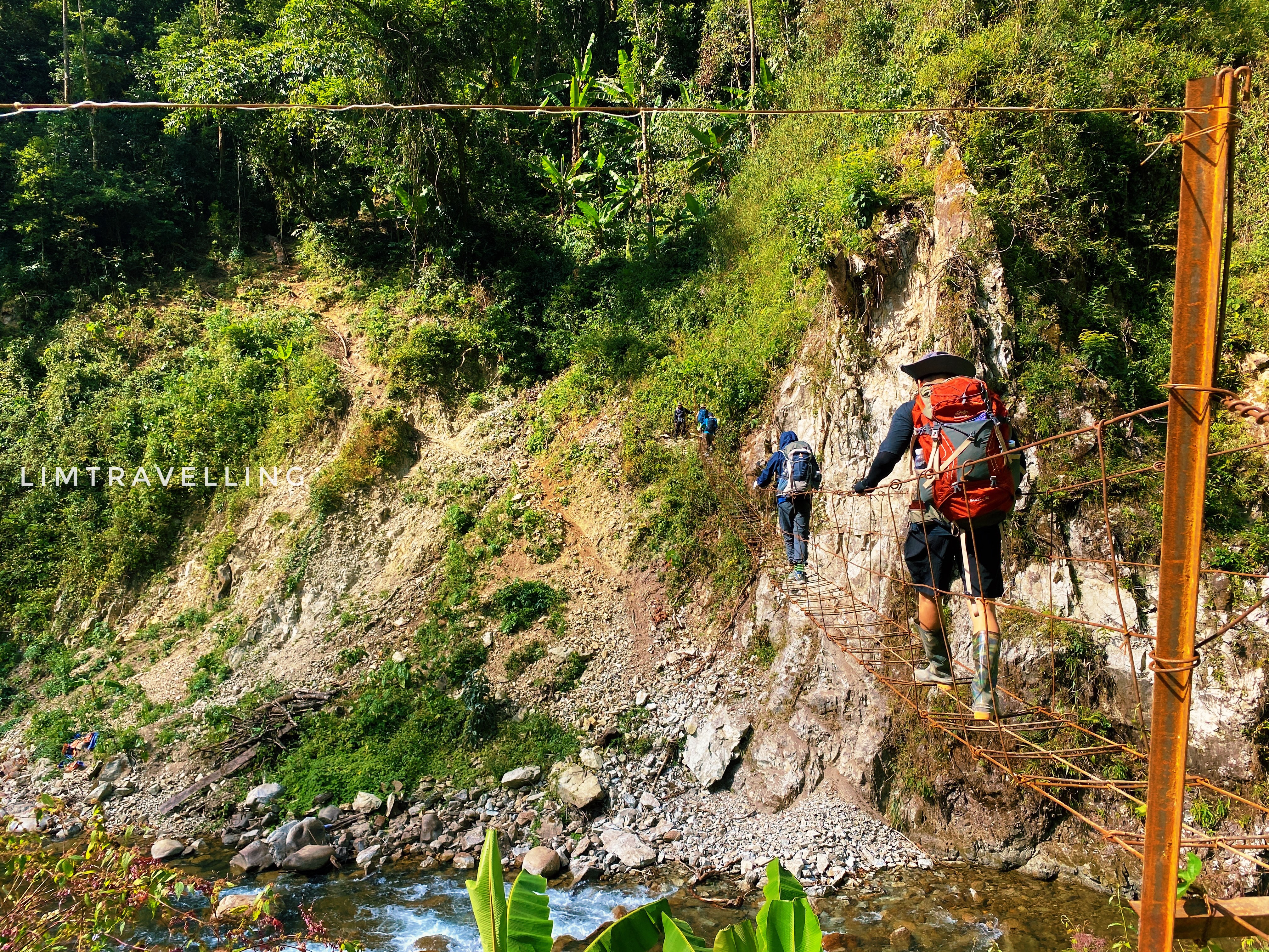 cau treo pusilung